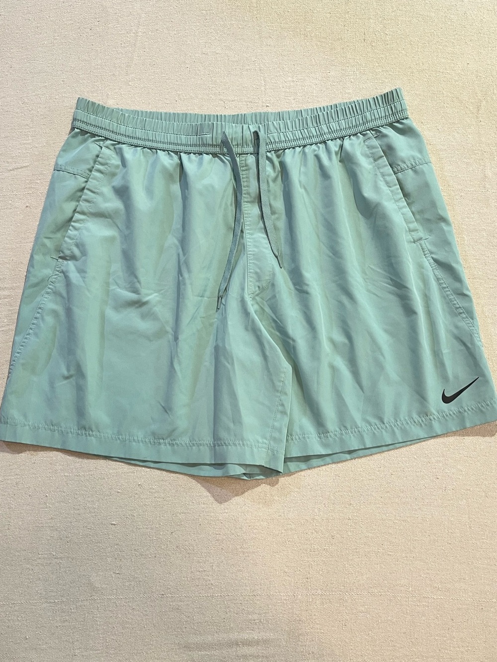 Nike Men's Form Dri-Fit 7" Unlined Versatile Training Shorts, Mineral Green, XL